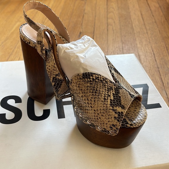 Schutz "Lubiana" Platforms Snake Embossed NEW! - Picture 5 of 8